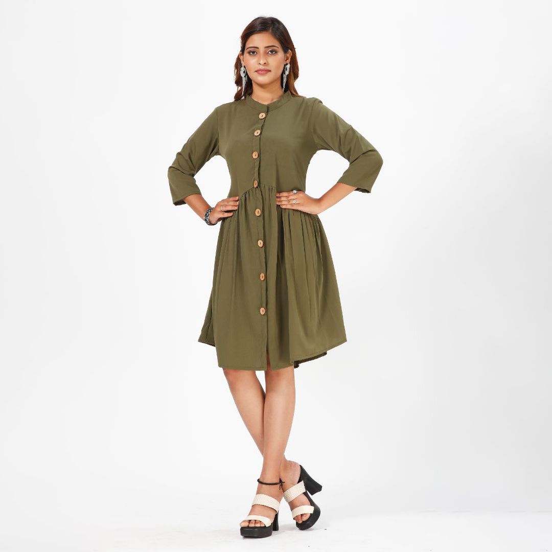 Green knee Lenght 3/4 sleeve western dress for women