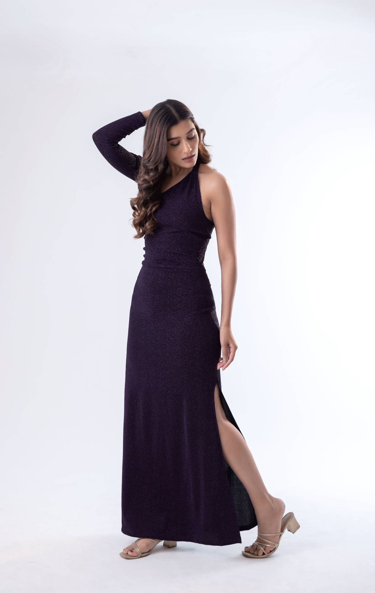 Glamourous Lycra Shimmer Maxi Dress with One-Shoulder Cut-Out Design