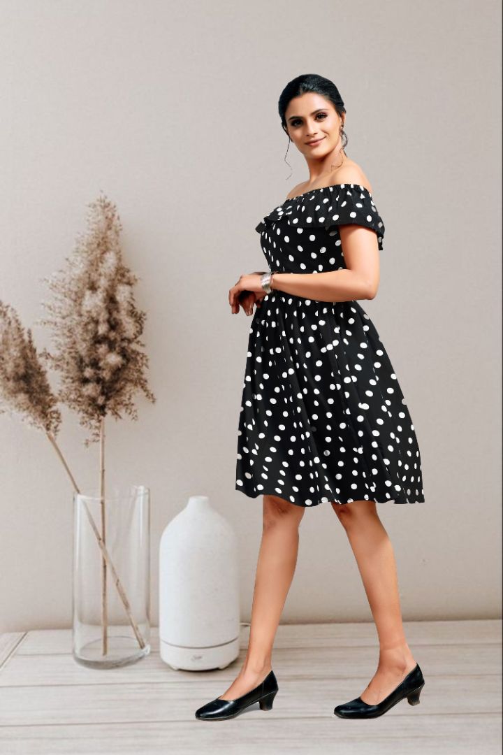 Polka Dots Printed Elegant Crepe Midi Dress