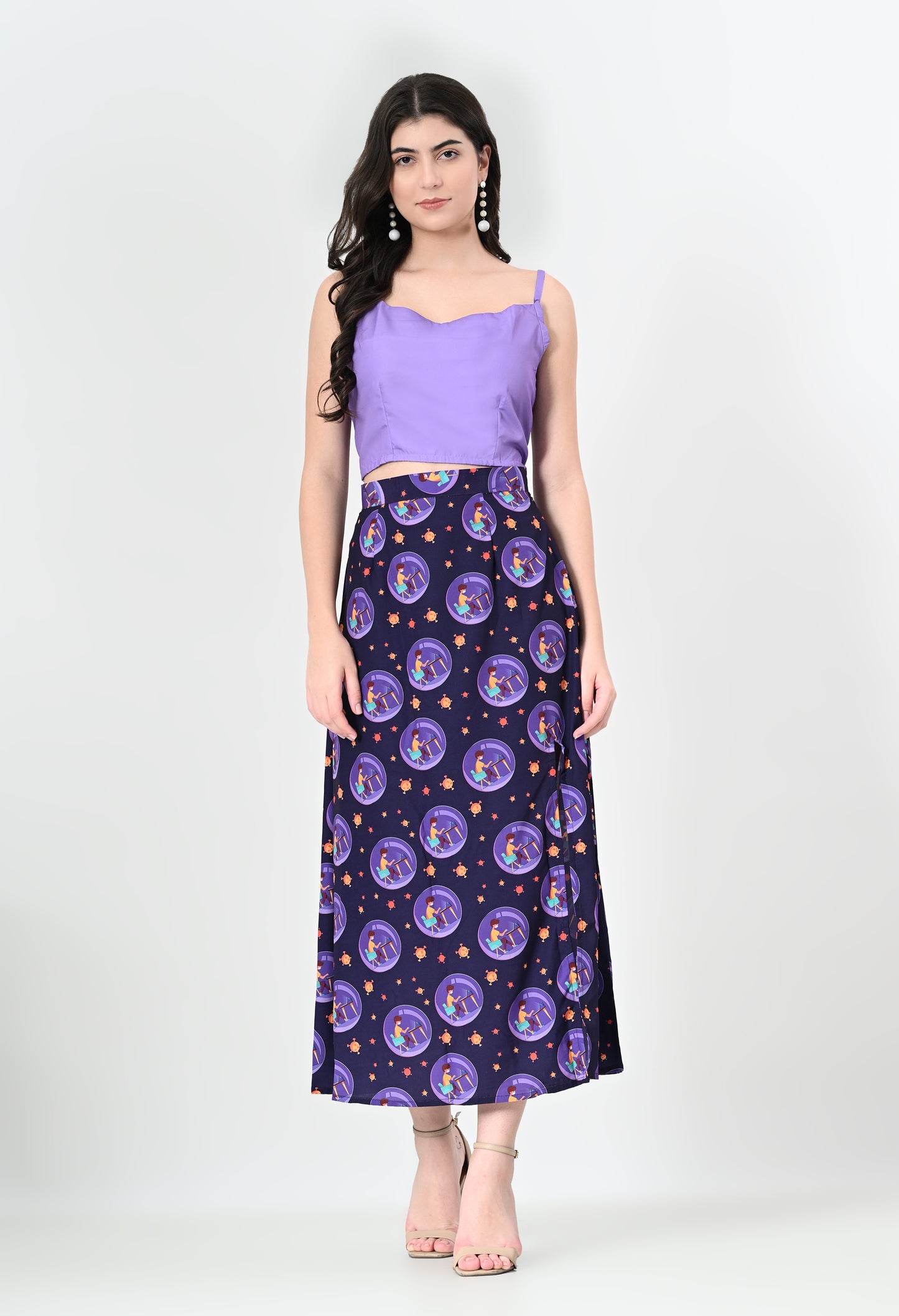 Trendy Two-Piece Crepe Outfit with Sleeveless Cropped Top and Patterned Long Skirt